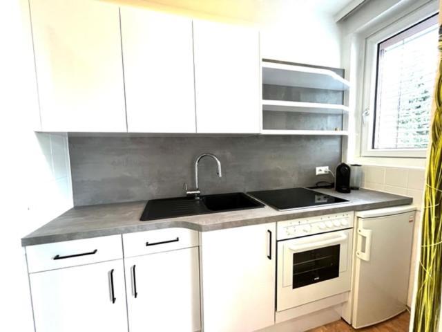 Ganze Ferienwohnung In Top Lage Mit Loggia Klagenfurt am Woerthersee Dış mekan fotoğraf