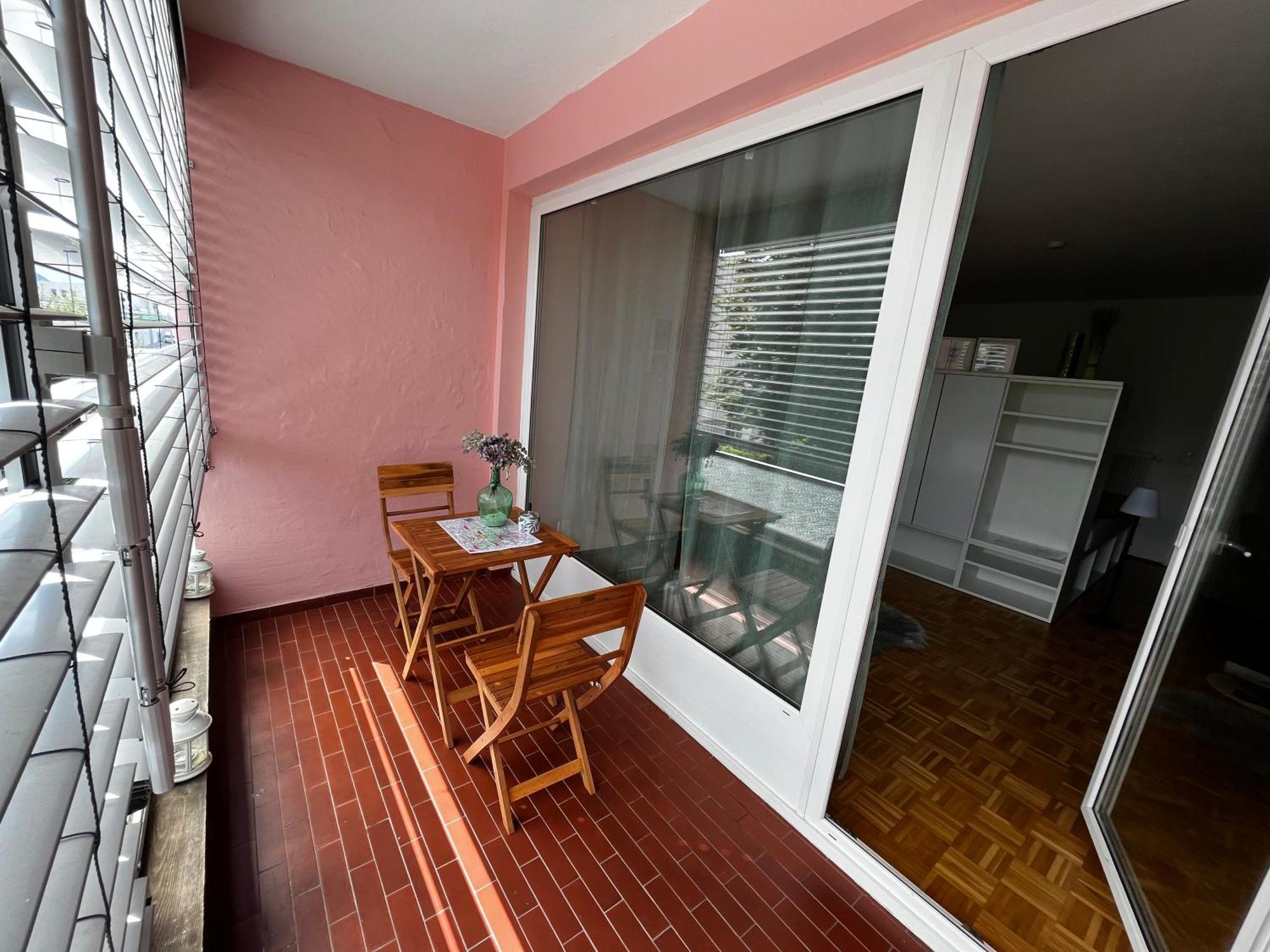 Ganze Ferienwohnung In Top Lage Mit Loggia Klagenfurt am Woerthersee Dış mekan fotoğraf